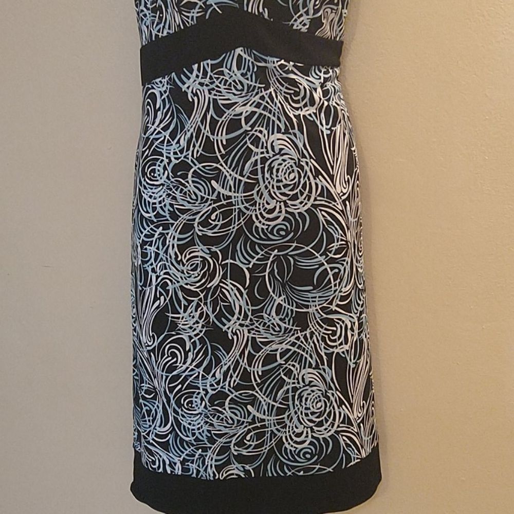 LOFT Swirl and Swish in Elegance Dress Size 10 Stretchy Blue and Black Print - Picture 3 of 9